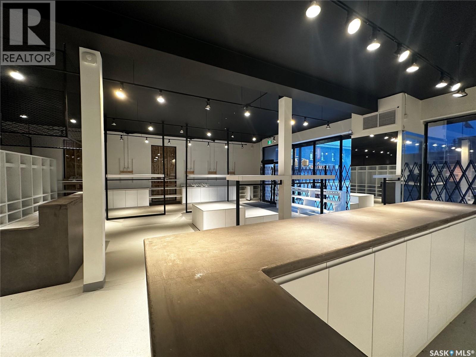 306 20th Street W, Saskatoon, Saskatchewan  S7M 1N3 - Photo 1 - SK024082