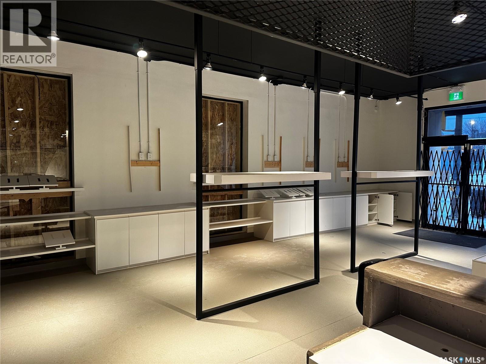 306 20th Street W, Saskatoon, Saskatchewan  S7M 1N3 - Photo 3 - SK024082