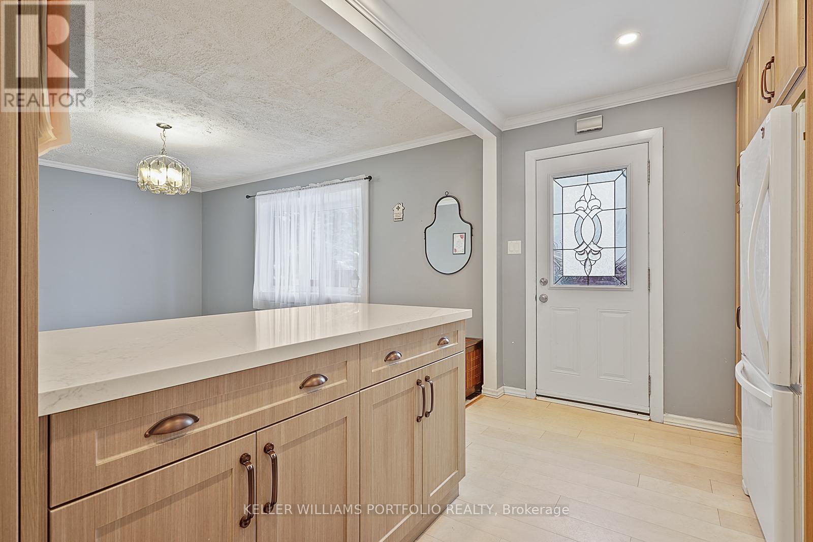 144 Admiral Road, Ajax, Ontario L1S 2P1 - Photo 11 - E12547742