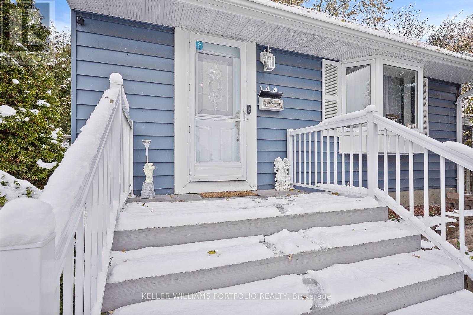 144 Admiral Road, Ajax, Ontario L1S 2P1 - Photo 4 - E12547742