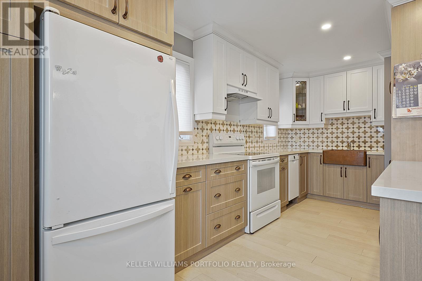 144 Admiral Road, Ajax, Ontario L1S 2P1 - Photo 8 - E12547742