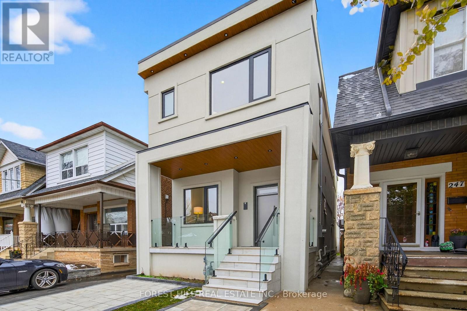 249 LAUDER AVENUE, Toronto, Ontario