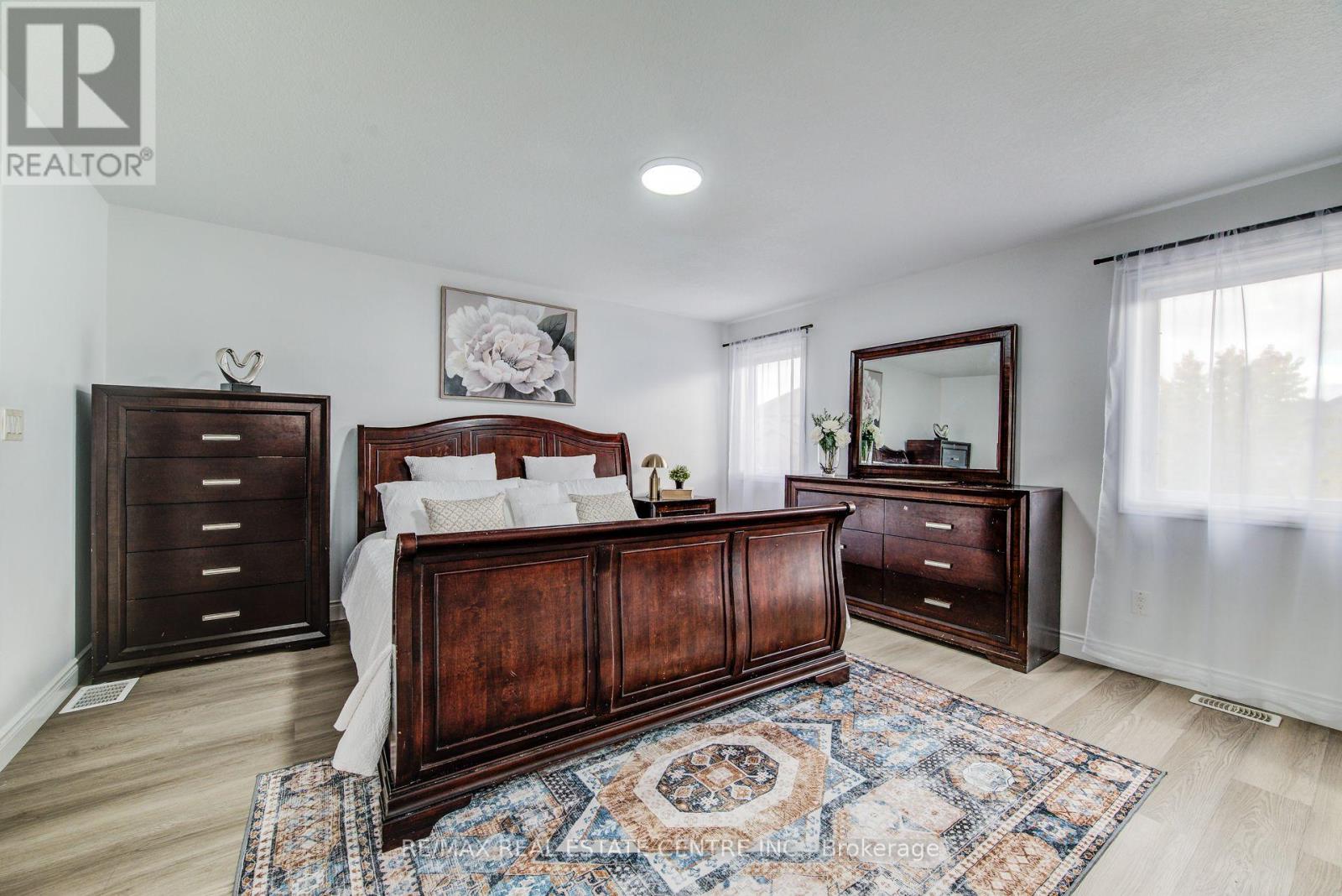 617 Thorndale Drive, Waterloo, Ontario N2T 0A9 - Photo 24 - X12547734