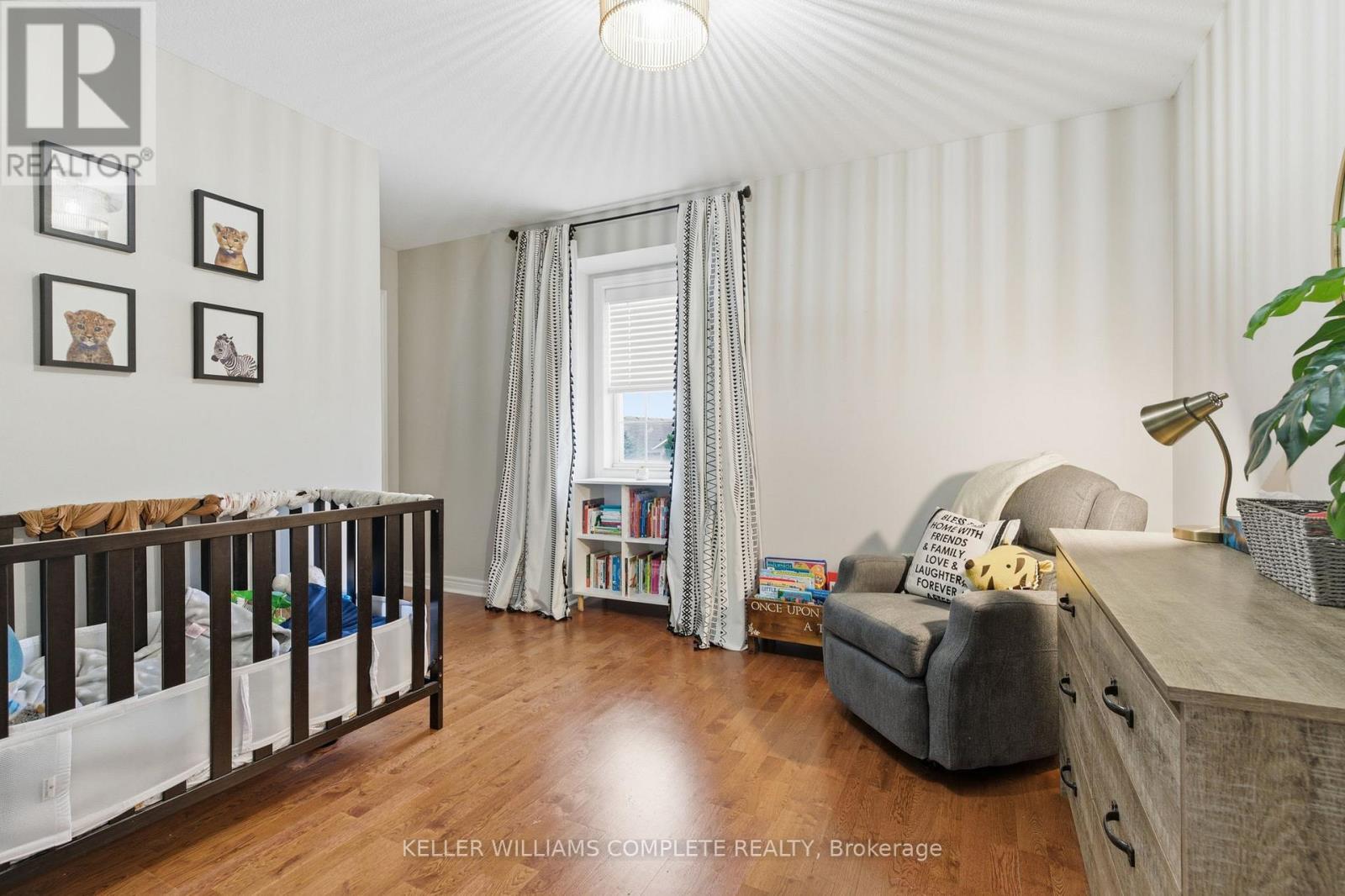 8 Sidney Crescent, Hamilton, Ontario L8J 3W1 - Photo 22 - X12547754