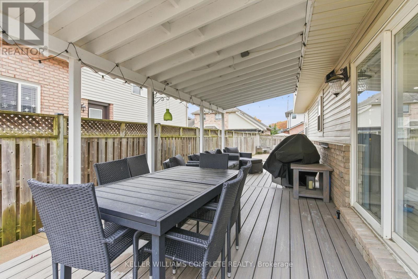 8 Sidney Crescent, Hamilton, Ontario L8J 3W1 - Photo 42 - X12547754