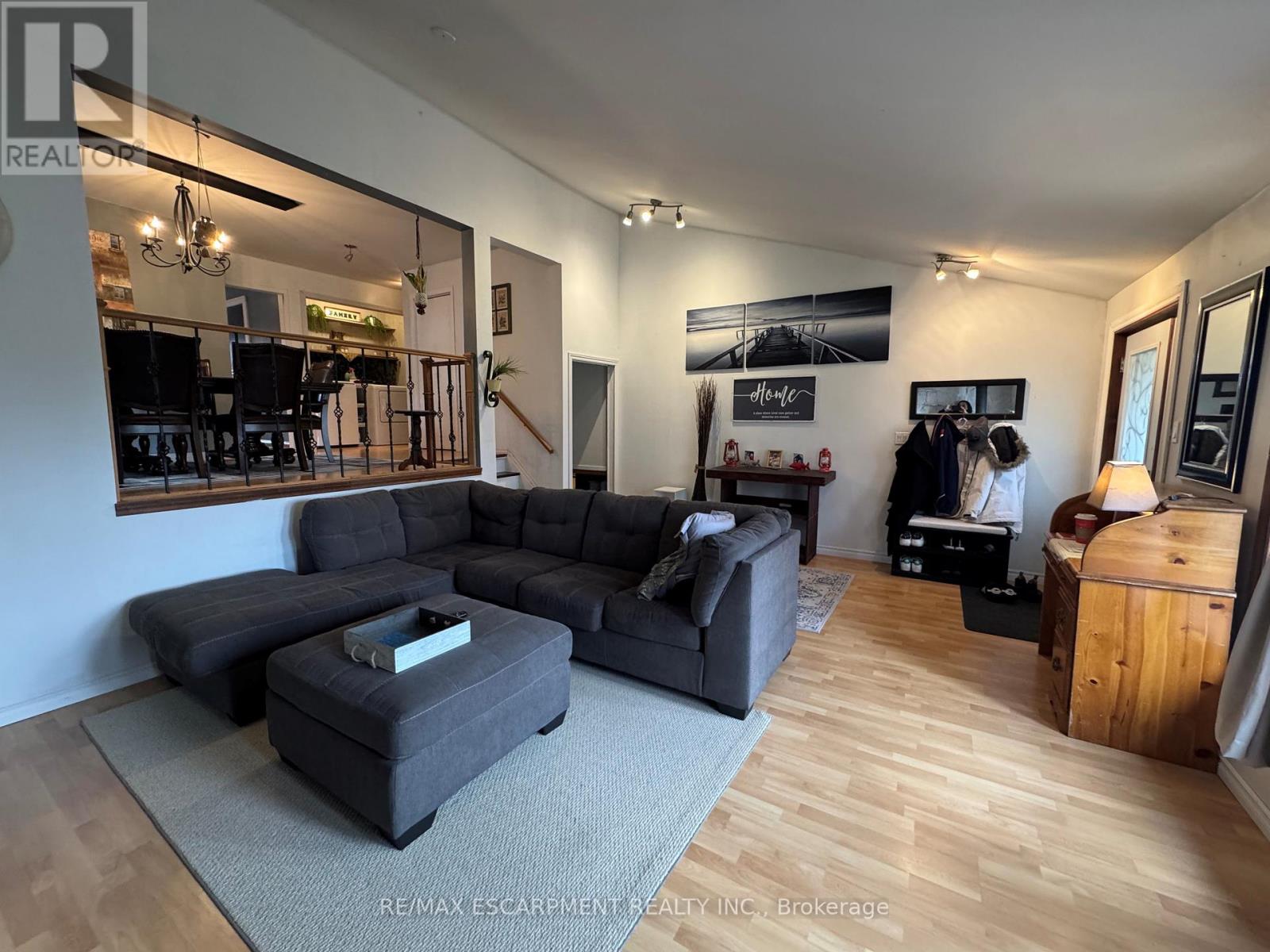 24 Woodhouse Avenue, Norfolk, Ontario N0A 1N8 - Photo 5 - X12547760