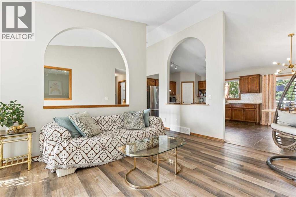 185 Westchester Way, Chestermere, Alberta  T1X 1B8 - Photo 6 - A2241121