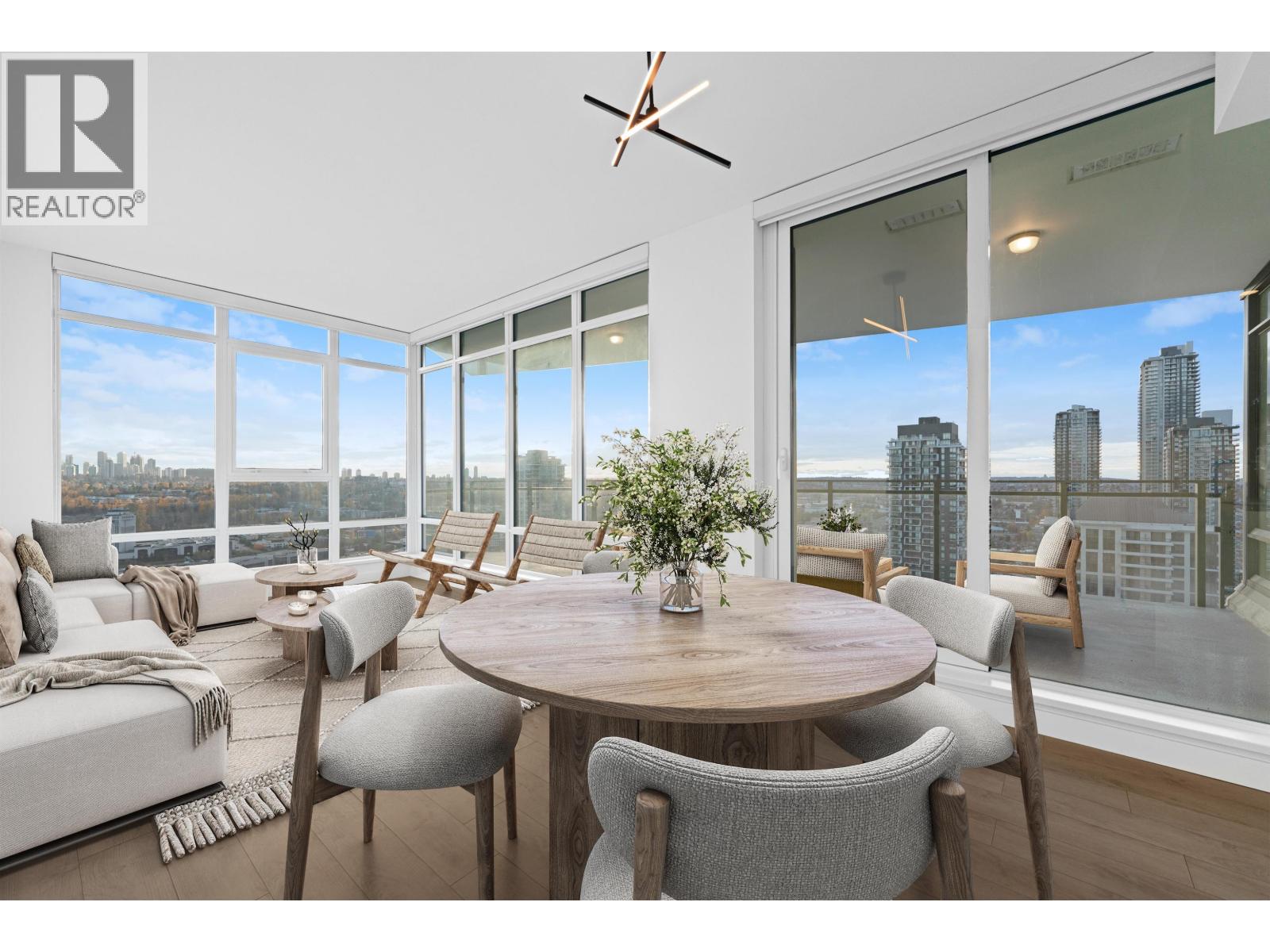 3008 2085 Skyline Court, Burnaby, British Columbia V5C 0M6 - Photo 2 - R3067431