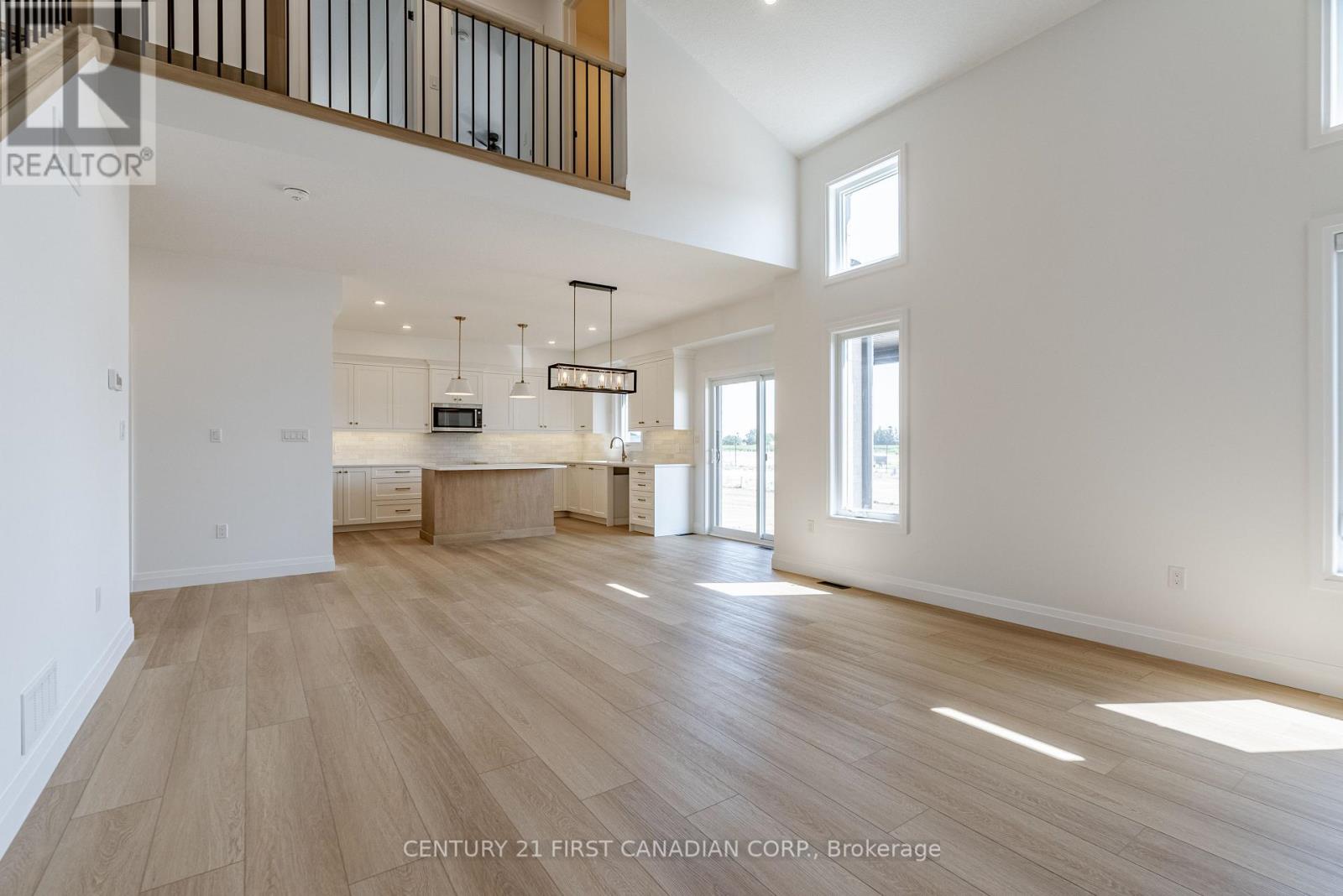 78 Queen Street, North Middlesex, Ontario N0M 1A0 - Photo 19 - X12547788