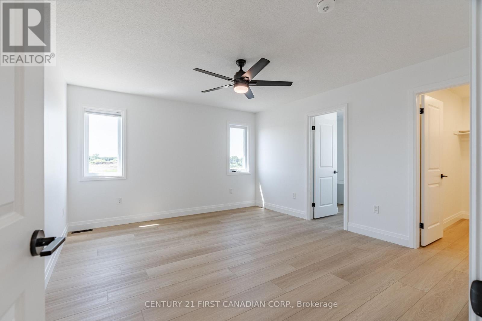 78 Queen Street, North Middlesex, Ontario N0M 1A0 - Photo 22 - X12547788