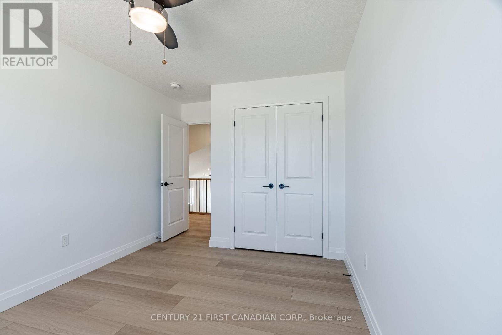 78 Queen Street, North Middlesex, Ontario N0M 1A0 - Photo 32 - X12547788