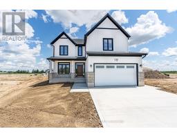 78 QUEEN STREET, North Middlesex, Ontario