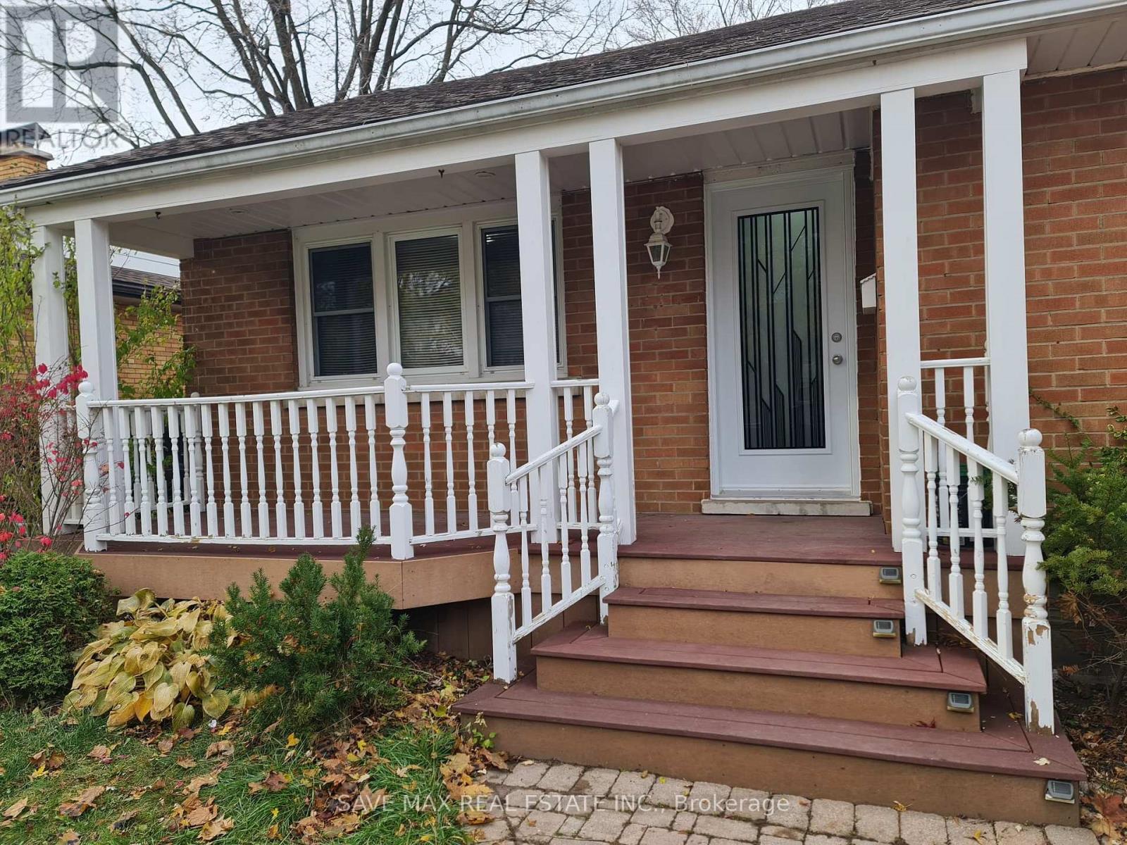 214 Cornwall Street, Waterloo, Ontario  N2J 1H8 - Photo 3 - X12545262