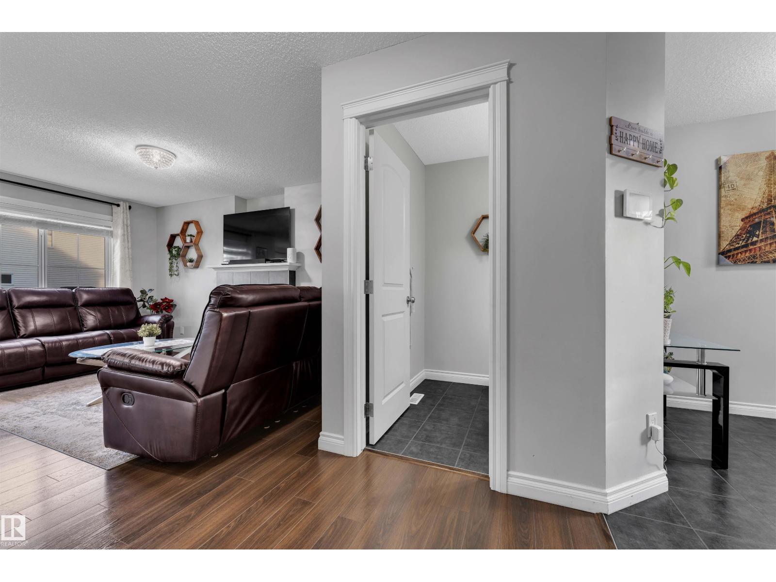 5508 14 Av Sw, Edmonton, Alberta  T6X 1S2 - Photo 7 - E4465846