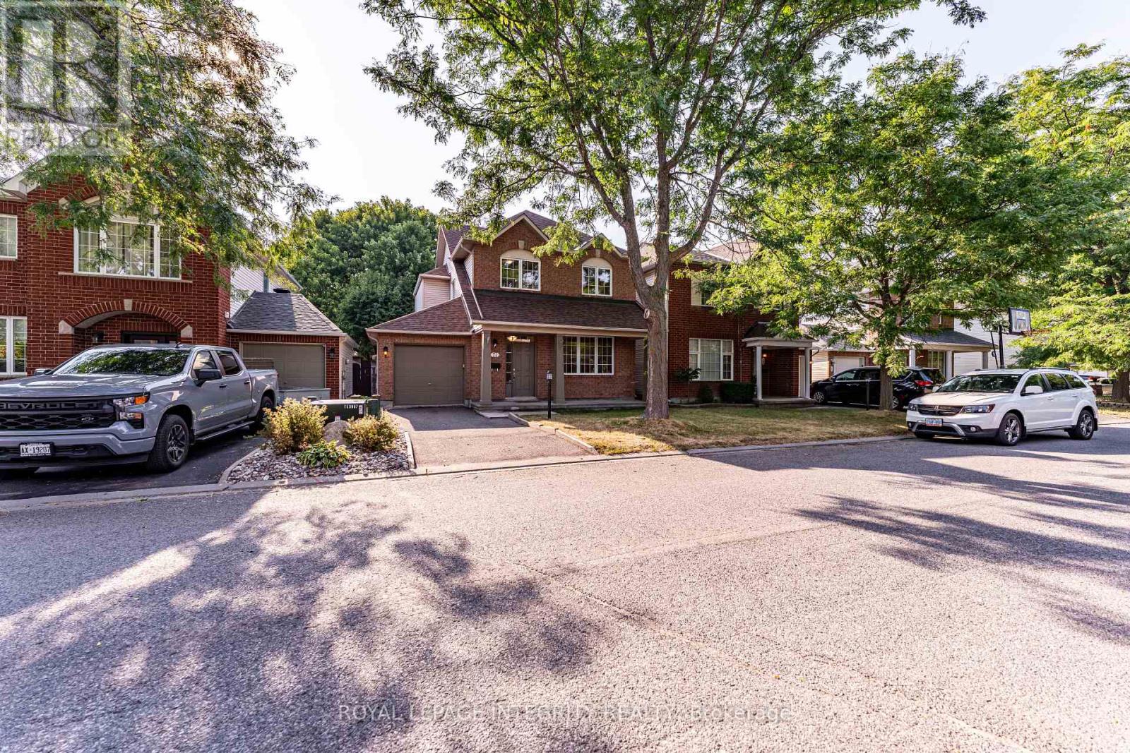 71 Appledale Drive, Ottawa, Ontario  K2J 4W6 - Photo 3 - X12547790