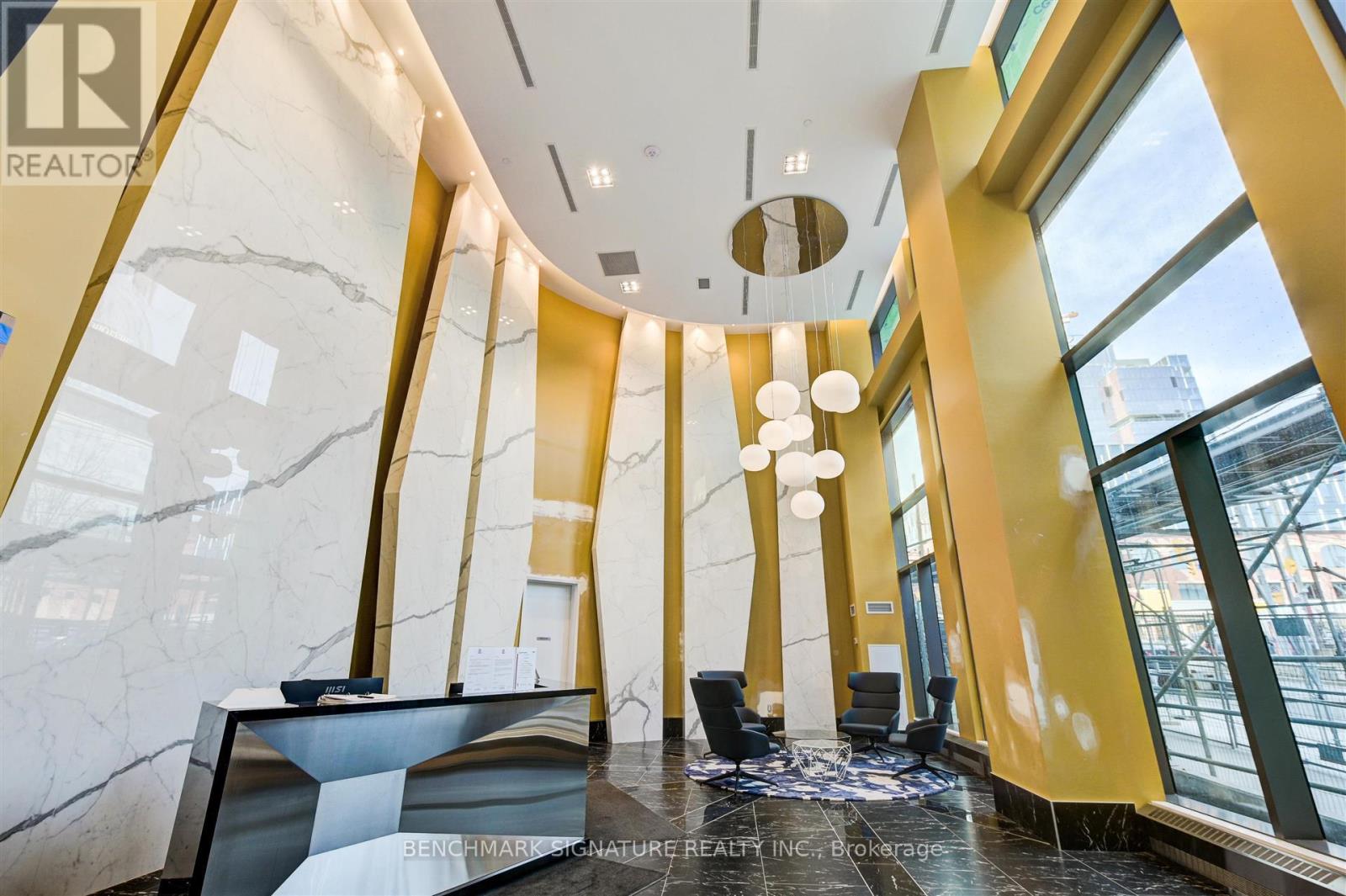 1229 - 70 Princess Street, Toronto, Ontario  M5A 0X6 - Photo 2 - C12547774