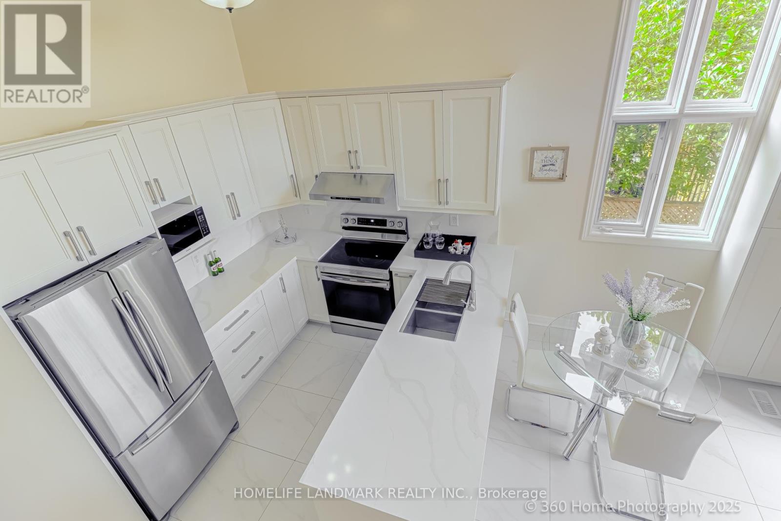 211 Frank Endean Road, Richmond Hill, Ontario  L4S 2C6 - Photo 13 - N12547792