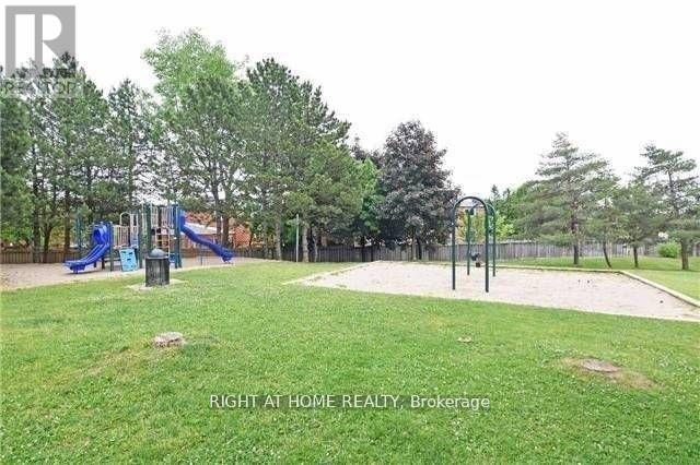 1807 - 350 Webb Drive, Mississauga, Ontario L5B 3W4 - Photo 15 - W12547786