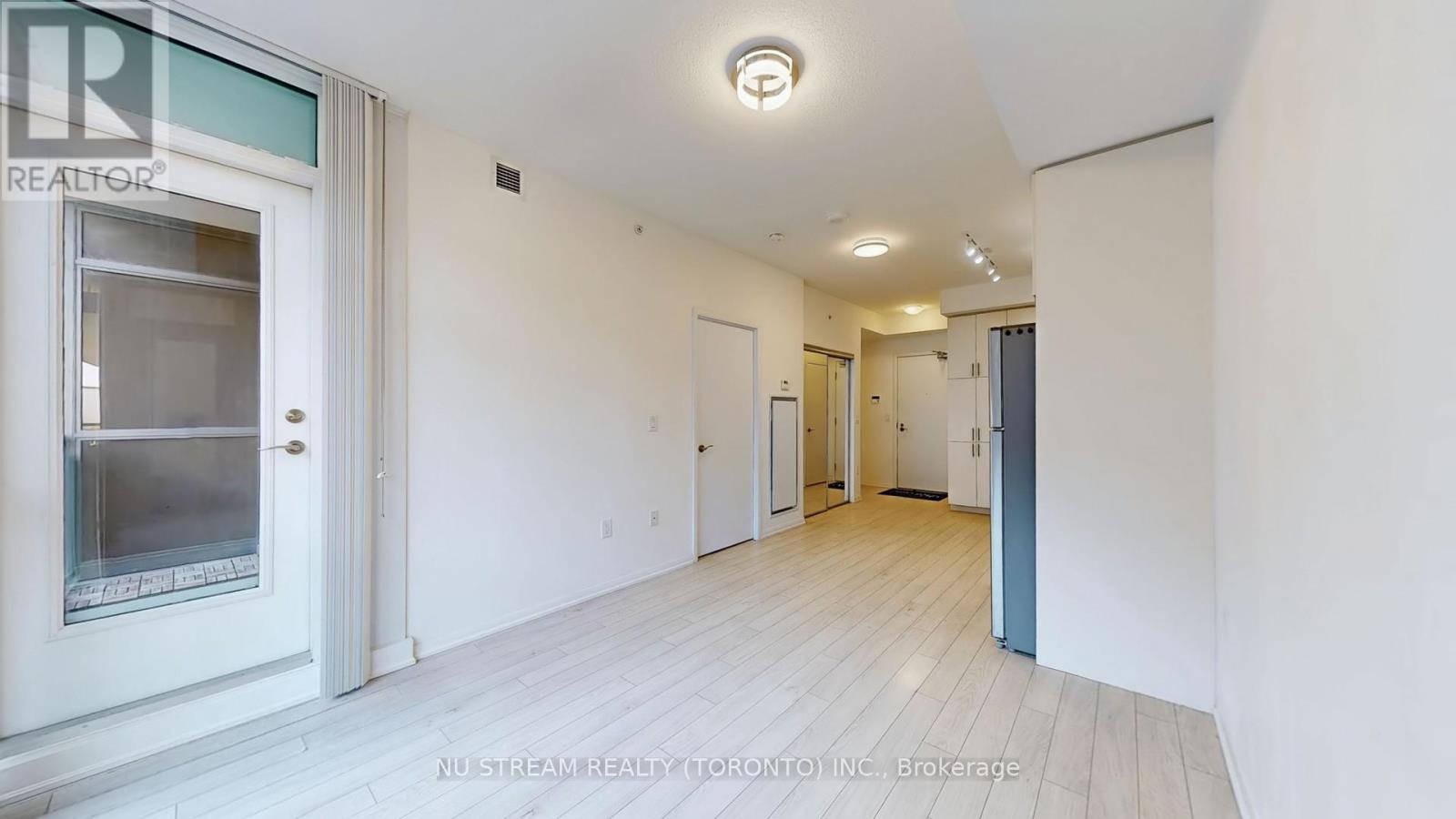 613 - 3091 Dufferin Street, Toronto, Ontario  M6A 0C4 - Photo 10 - W12547794