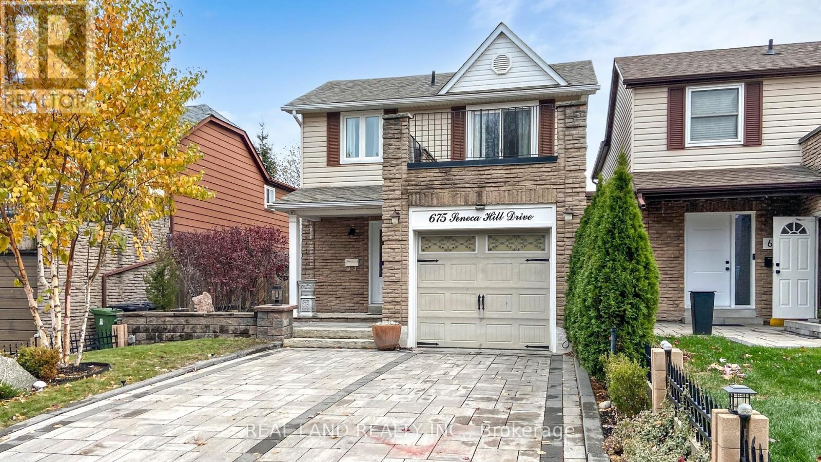 675 Seneca Hill Drive, Toronto, Ontario M2J 2W7 - Photo 4 - C12543896