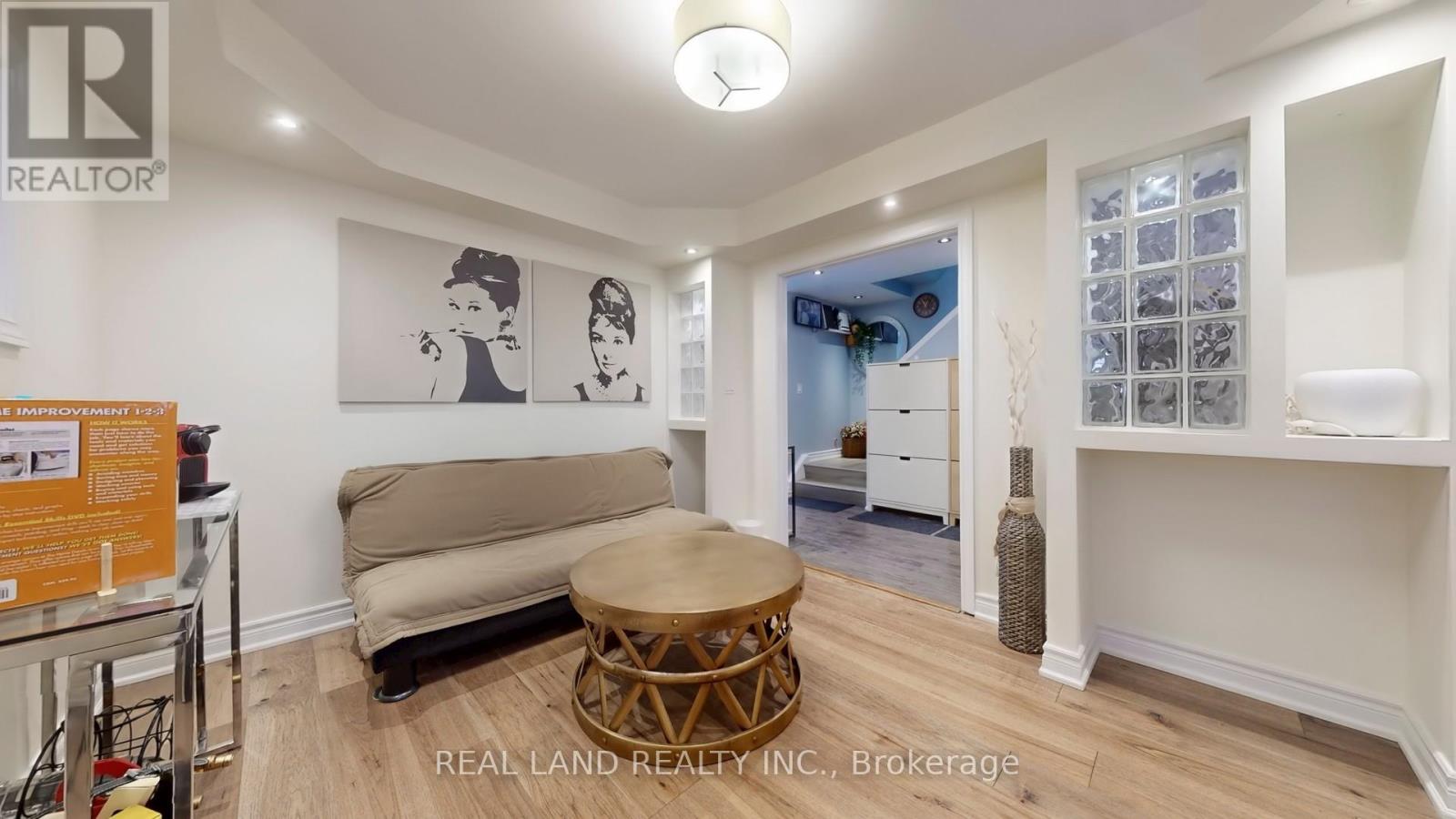 675 Seneca Hill Drive, Toronto, Ontario M2J 2W7 - Photo 6 - C12543896