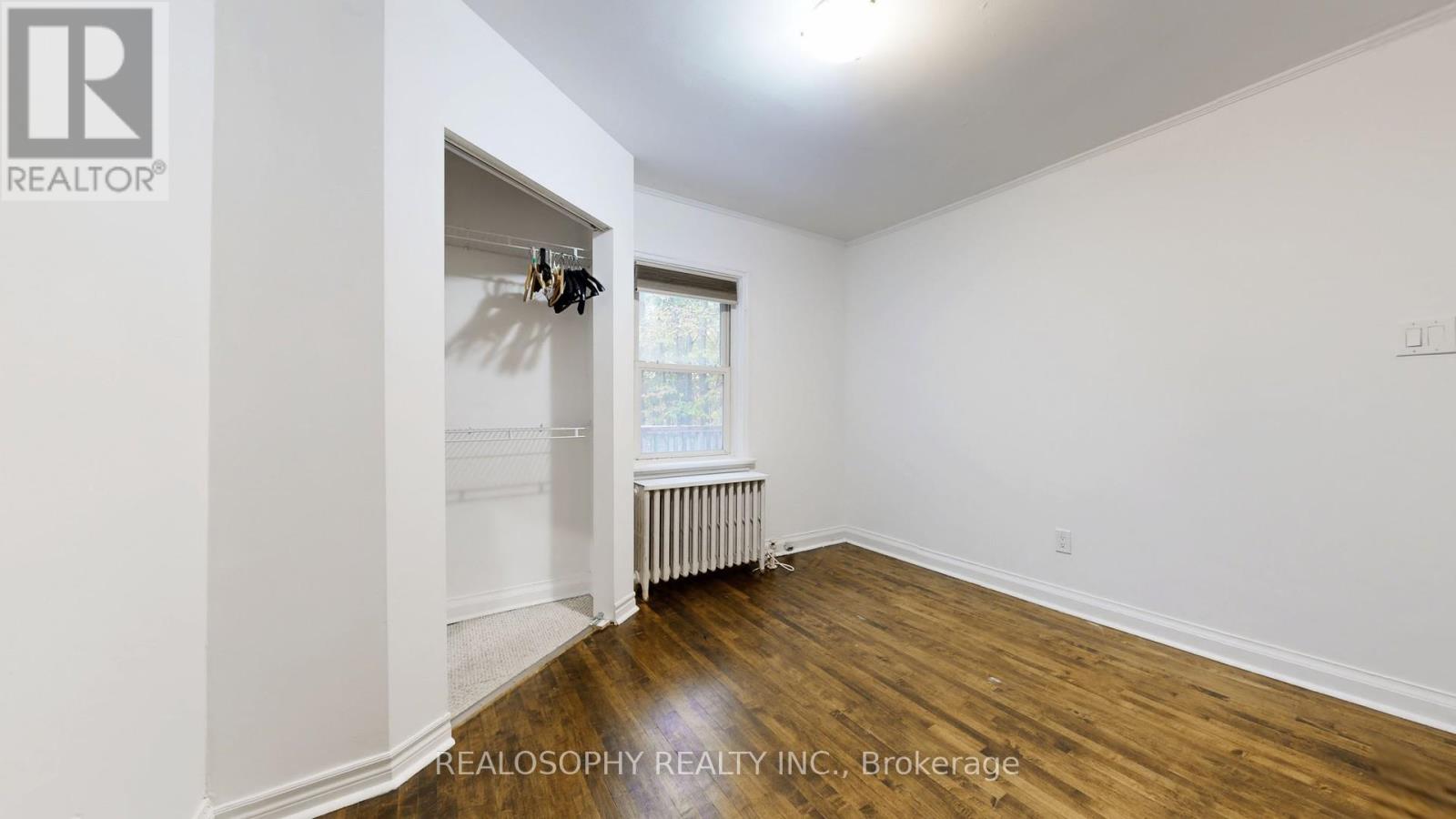 Upper - 827 Kingston Road, Toronto, Ontario  M4E 1R9 - Photo 23 - E12534546