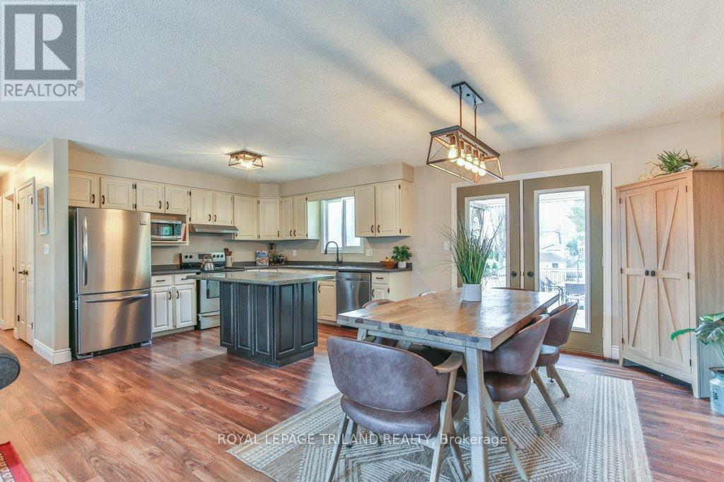 548 Pamela Drive, Strathroy-Caradoc, Ontario  N0L 1W0 - Photo 13 - X12547796