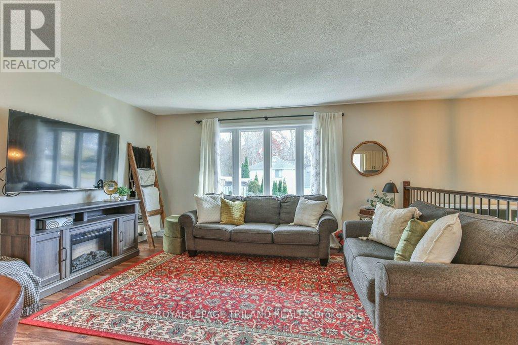 548 Pamela Drive, Strathroy-Caradoc, Ontario  N0L 1W0 - Photo 16 - X12547796