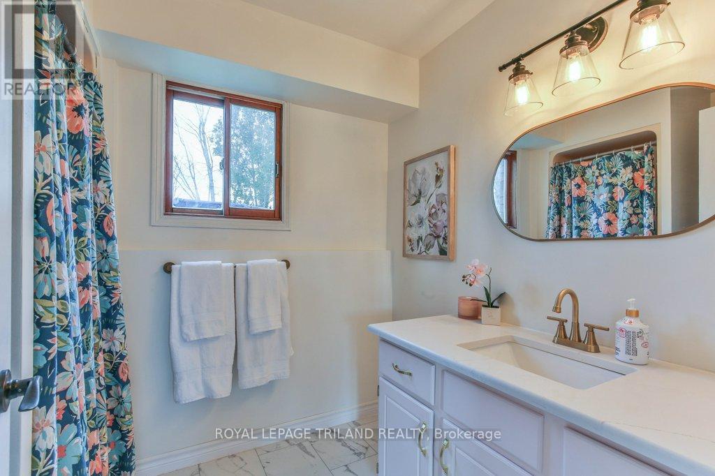 548 Pamela Drive, Strathroy-Caradoc, Ontario  N0L 1W0 - Photo 38 - X12547796