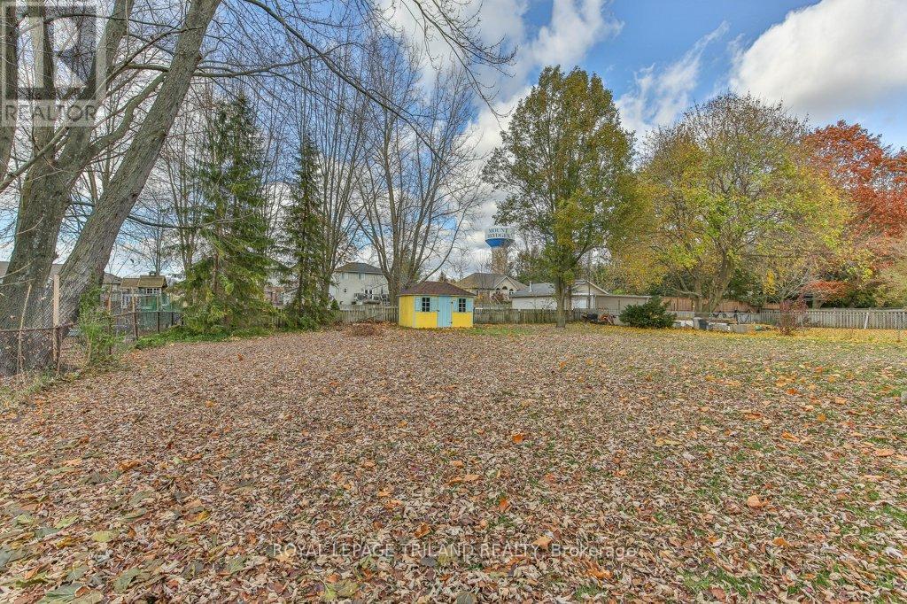 548 Pamela Drive, Strathroy-Caradoc, Ontario  N0L 1W0 - Photo 50 - X12547796