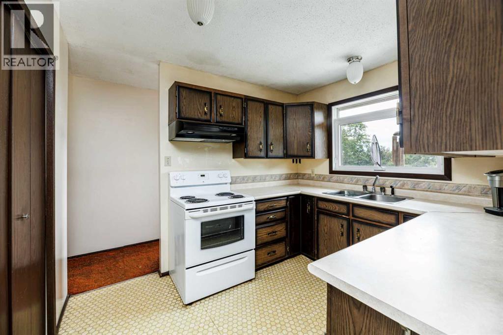 5021 48 Avenue, Rimbey, Alberta  T0C 2J0 - Photo 7 - A2265687