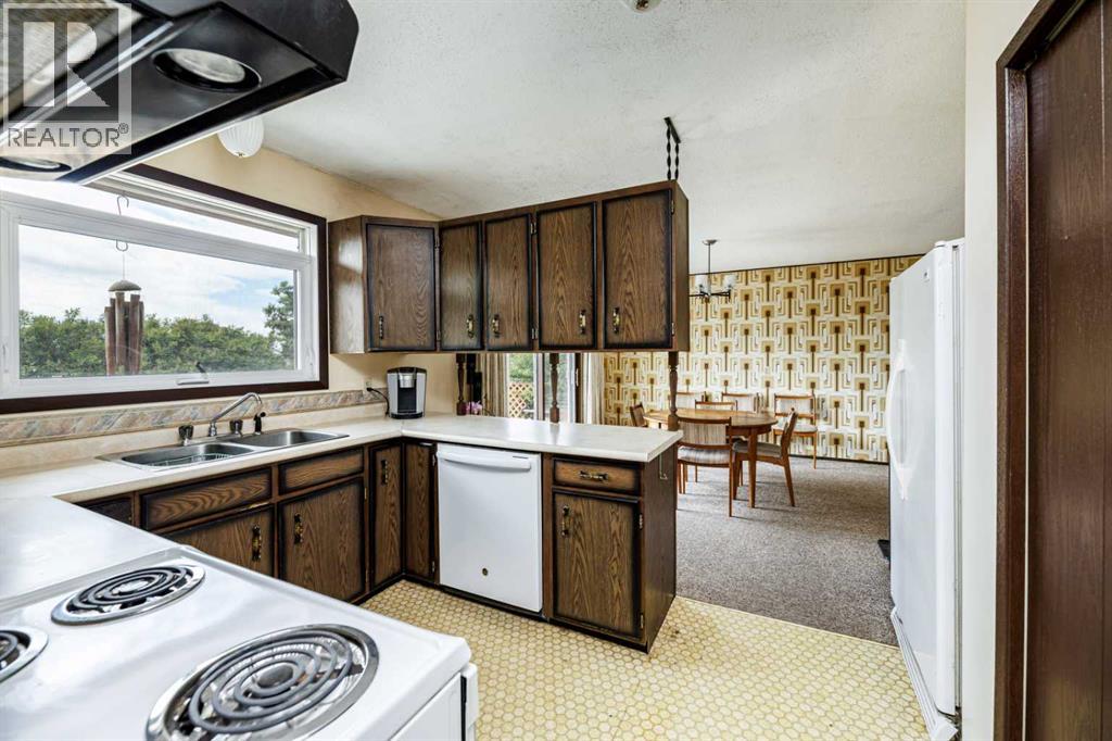 5021 48 Avenue, Rimbey, Alberta  T0C 2J0 - Photo 9 - A2265687