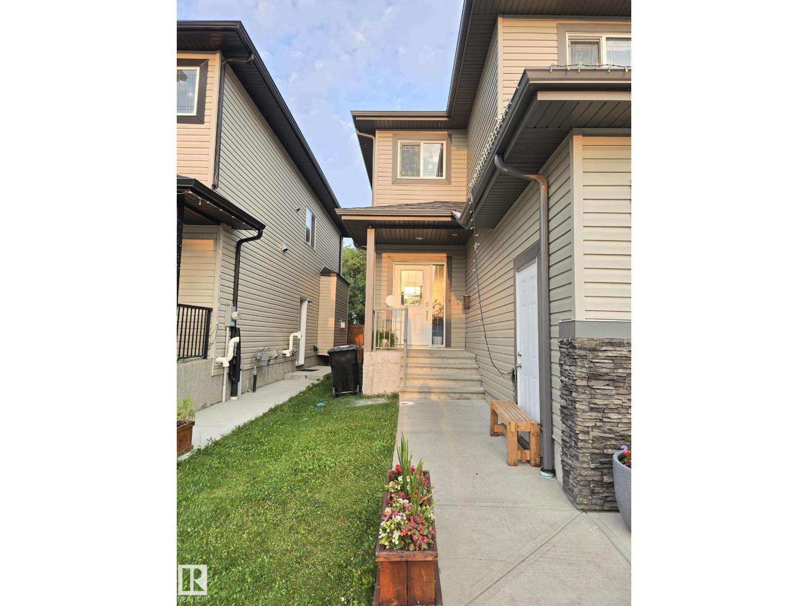 15117 31 St Nw, Edmonton, Alberta  T5Y 3T5 - Photo 2 - E4465715