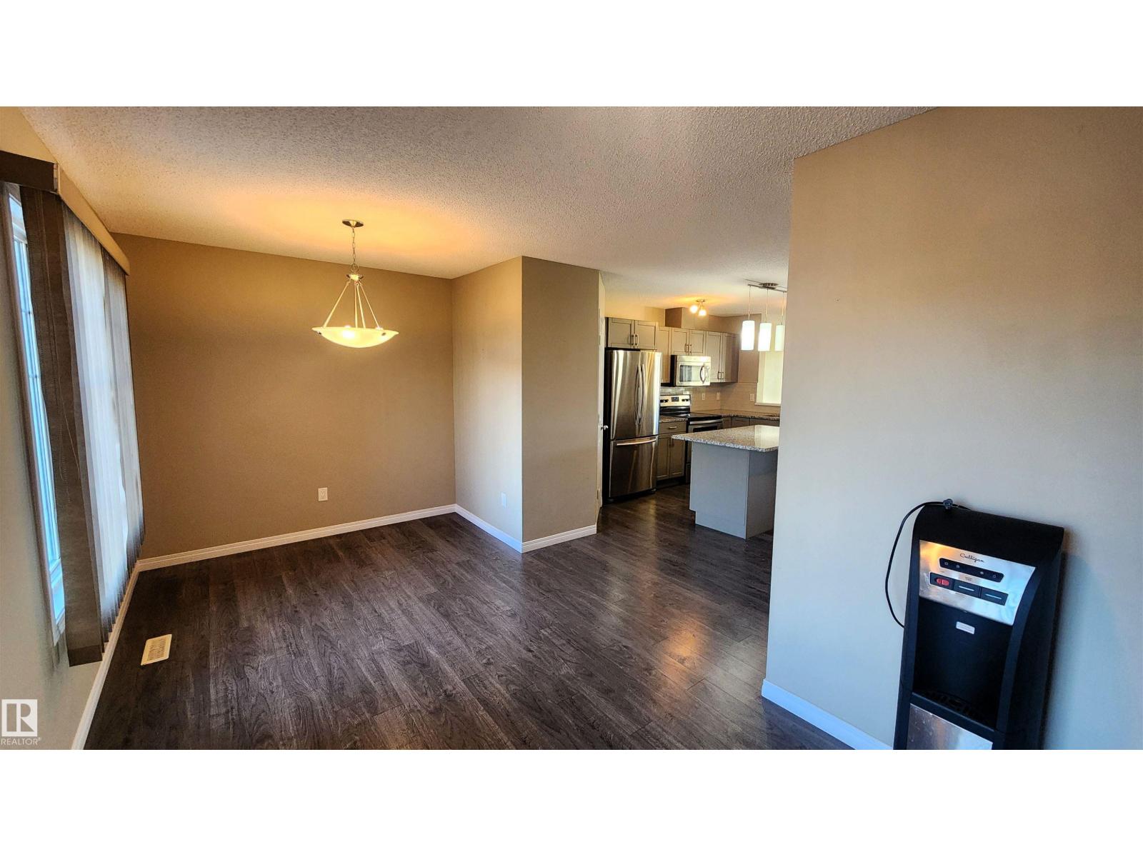 #32 1030 Chappelle Bv Sw, Edmonton, Alberta  T6W 2K7 - Photo 6 - E4465835