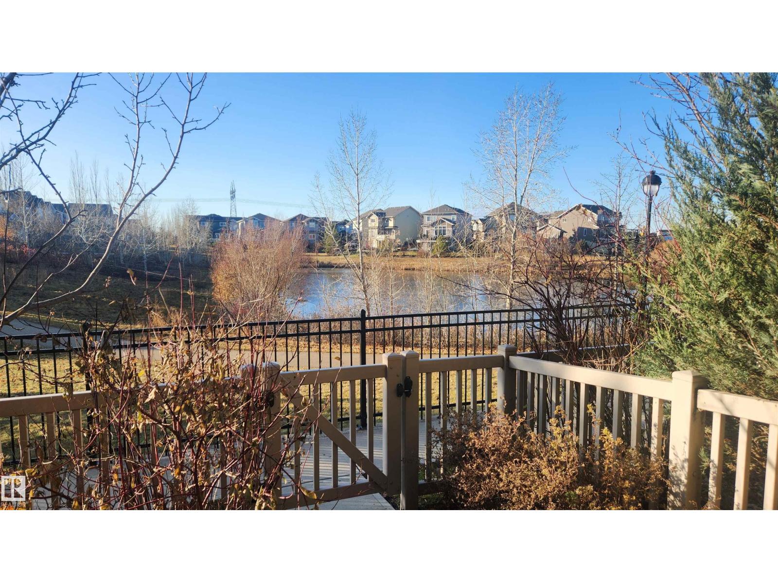 #32 1030 Chappelle Bv Sw, Edmonton, Alberta  T6W 2K7 - Photo 2 - E4465835