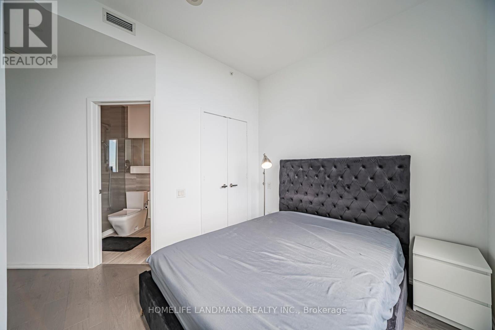 5202 - 45 Charles Street E, Toronto, Ontario  M4Y 0B8 - Photo 23 - C12547806