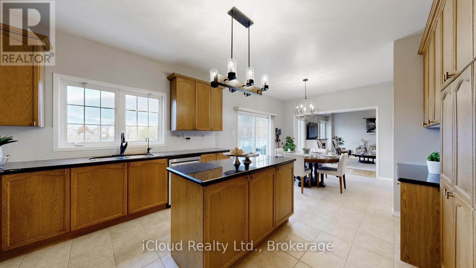 33 Alden Square, Ajax, Ontario  L1T 4Z2 - Photo 11 - E12547804