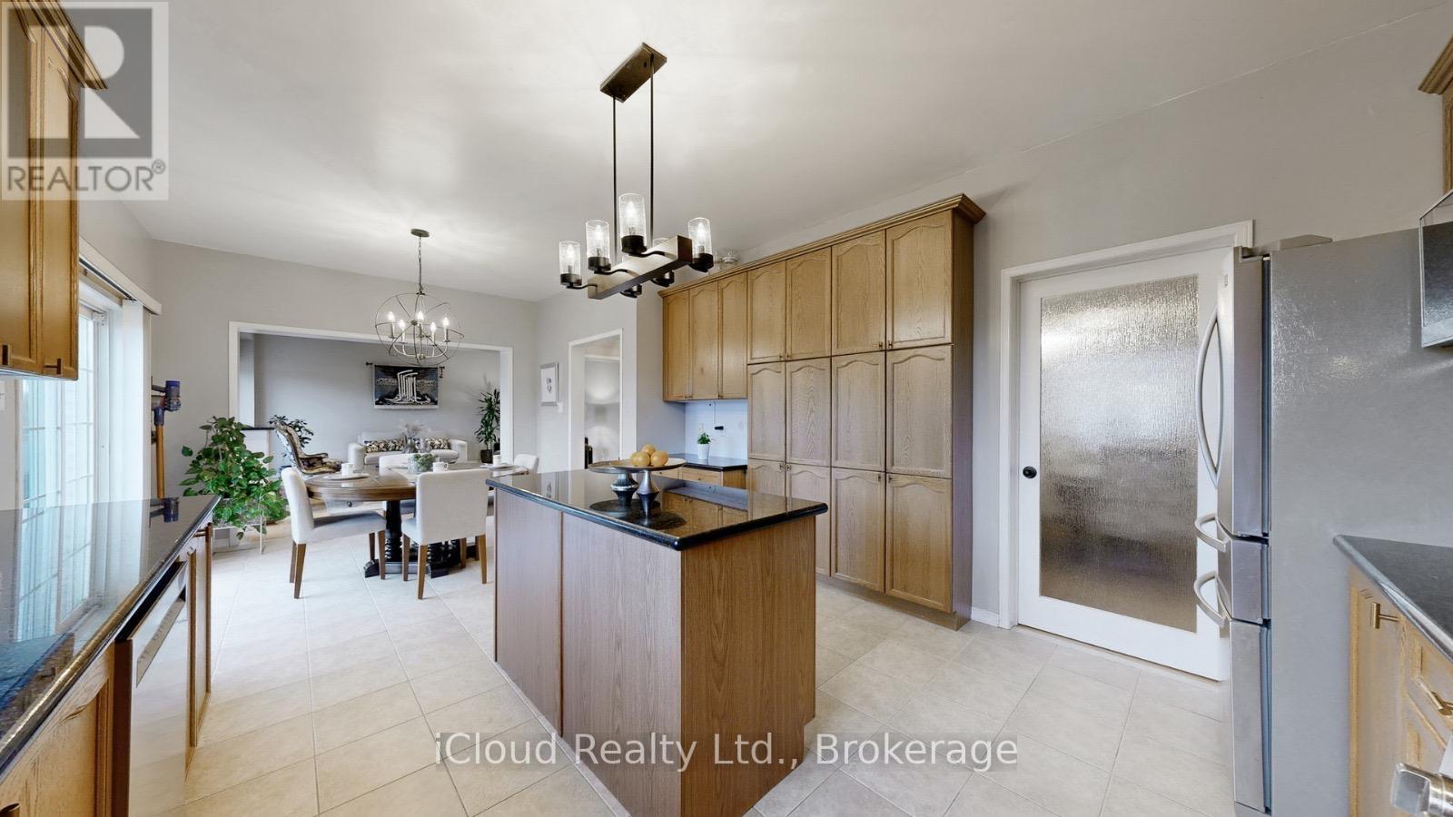 33 Alden Square, Ajax, Ontario  L1T 4Z2 - Photo 12 - E12547804