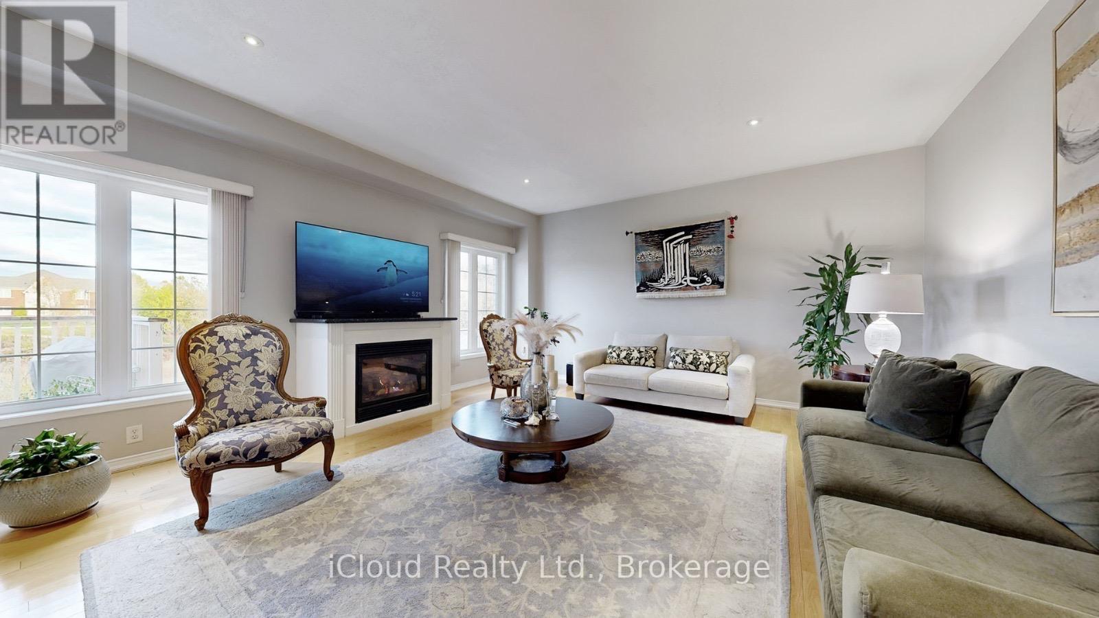 33 Alden Square, Ajax, Ontario  L1T 4Z2 - Photo 13 - E12547804