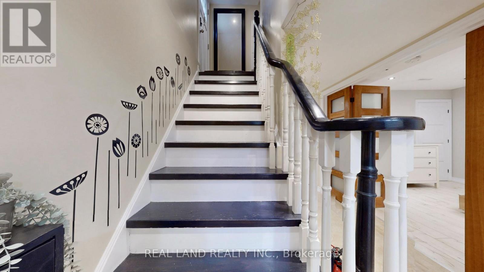 675 Seneca Hill Drive, Toronto, Ontario M2J 2W7 - Photo 29 - C12543896