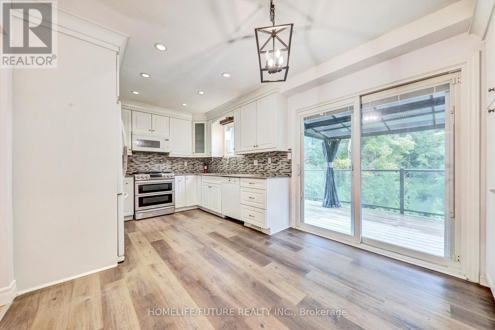 Main & 2nd Flr - 979 Copperfield Drive, Oshawa, Ontario L1K 2E9 - Photo 11 - E12534452