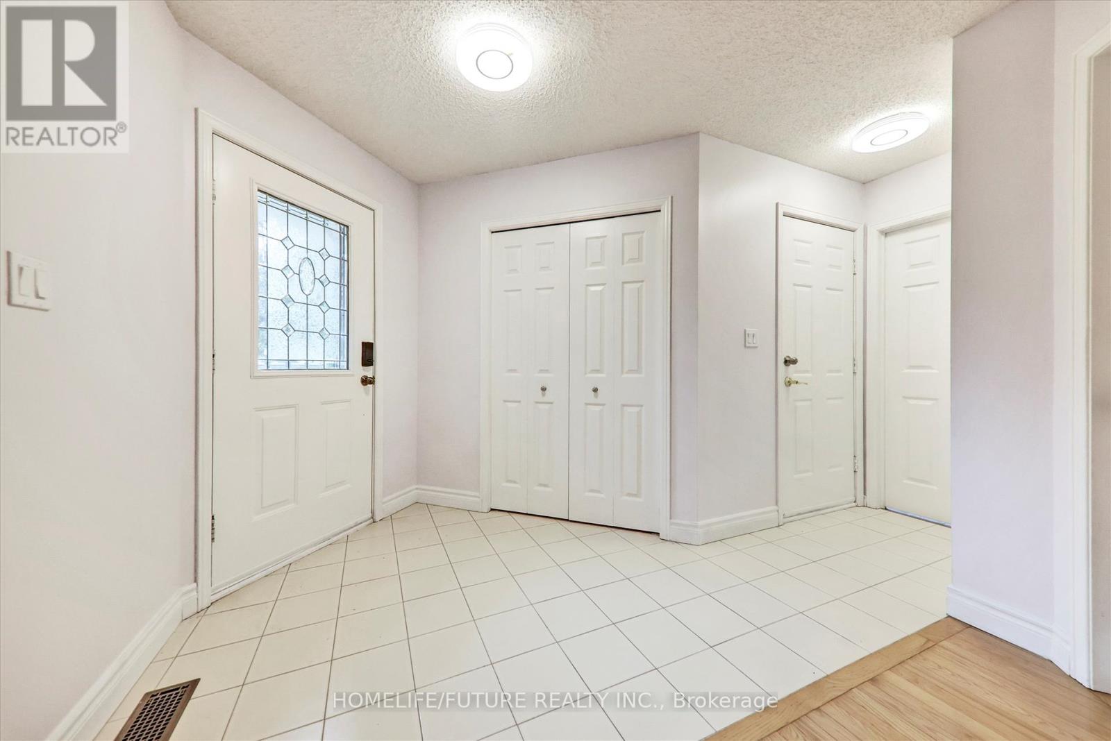 Main & 2nd Flr - 979 Copperfield Drive, Oshawa, Ontario L1K 2E9 - Photo 4 - E12534452