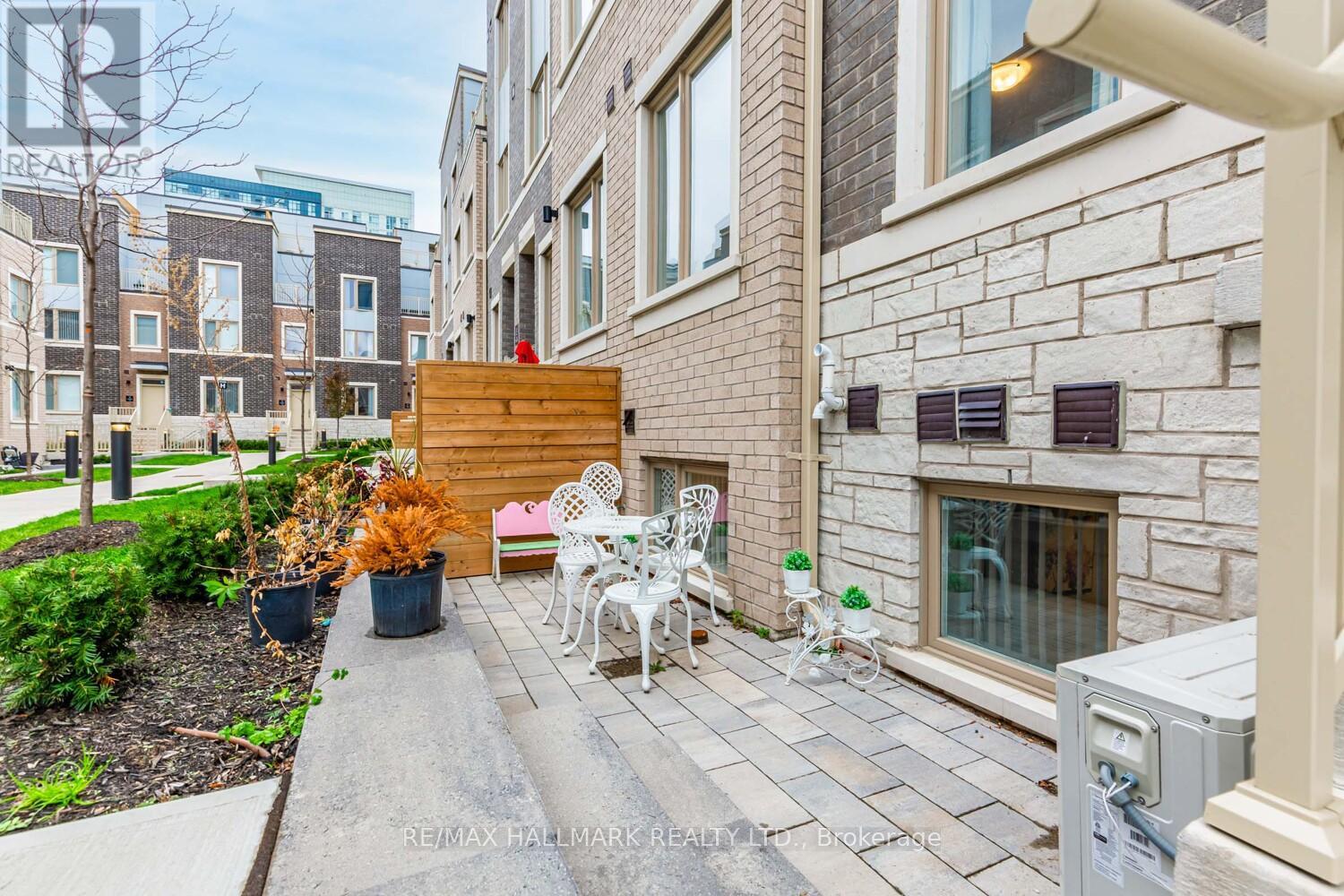 193 - 141 Honeycrisp Crescent, Vaughan, Ontario  L4K 0N7 - Photo 27 - N12547818