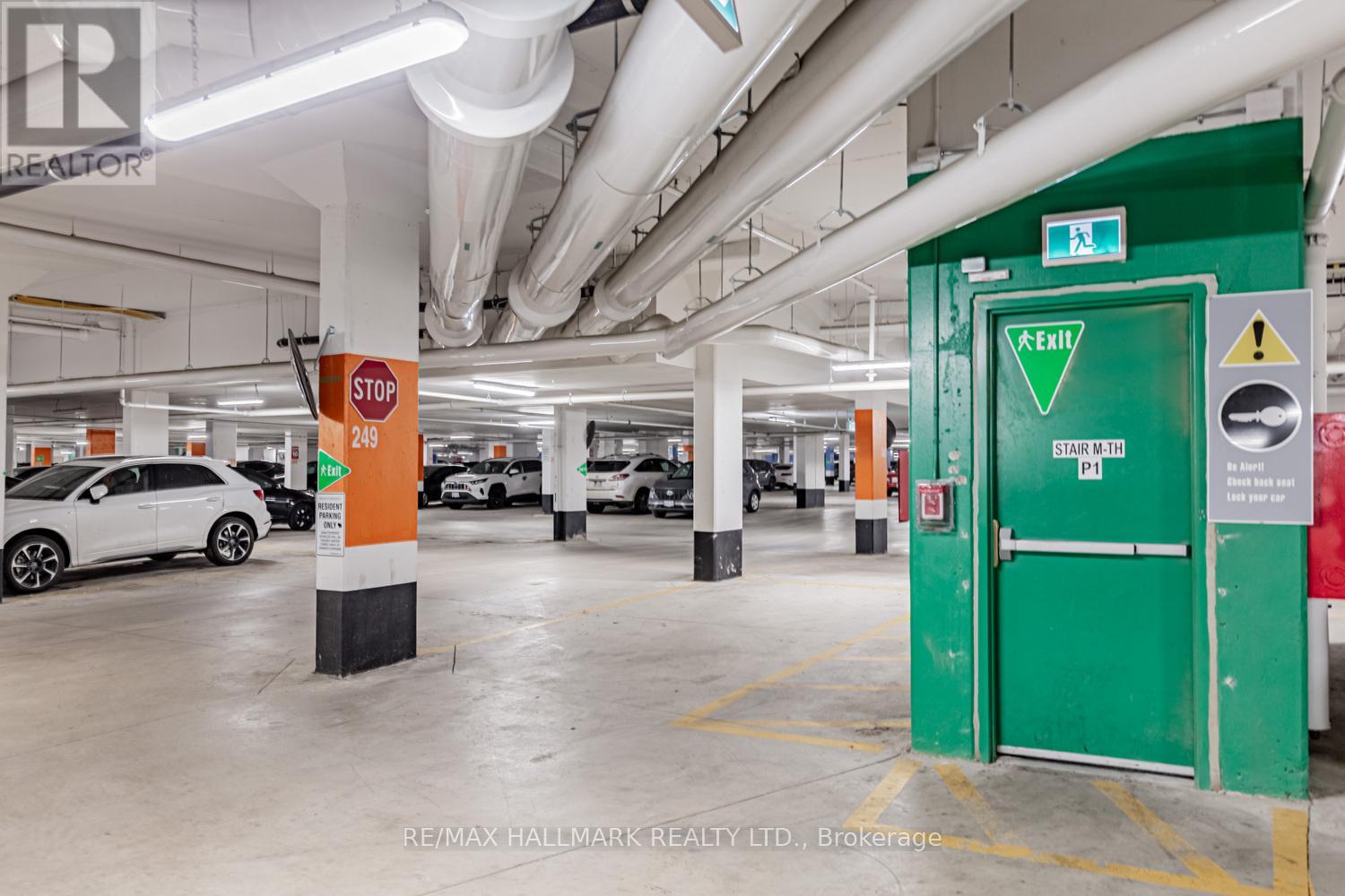 193 - 141 Honeycrisp Crescent, Vaughan, Ontario  L4K 0N7 - Photo 28 - N12547818