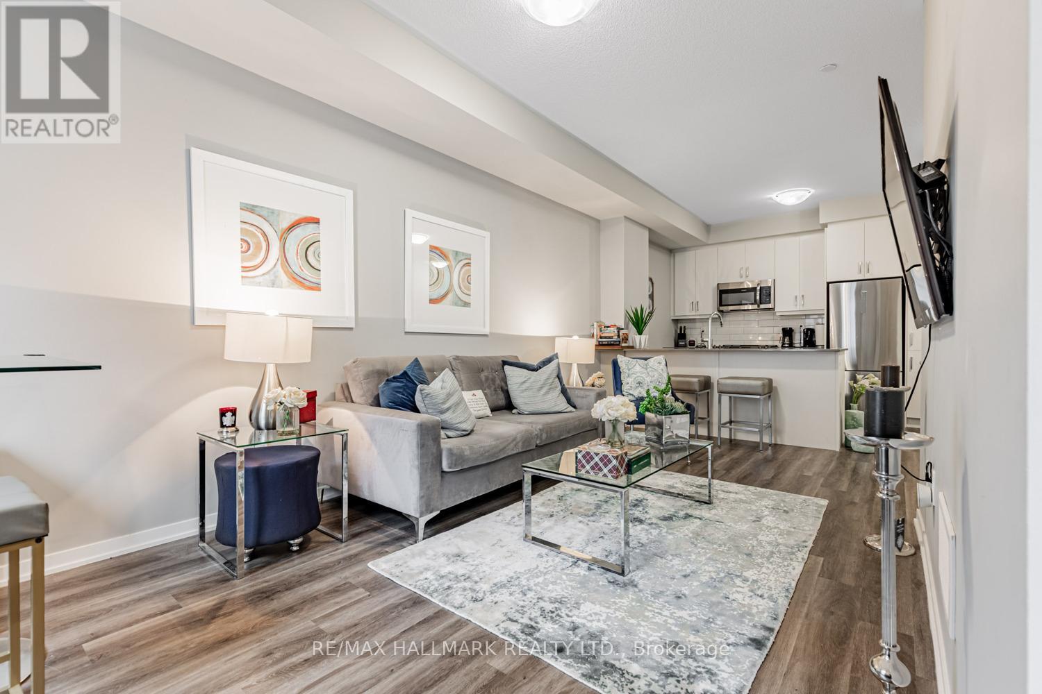 193 - 141 Honeycrisp Crescent, Vaughan, Ontario  L4K 0N7 - Photo 4 - N12547818