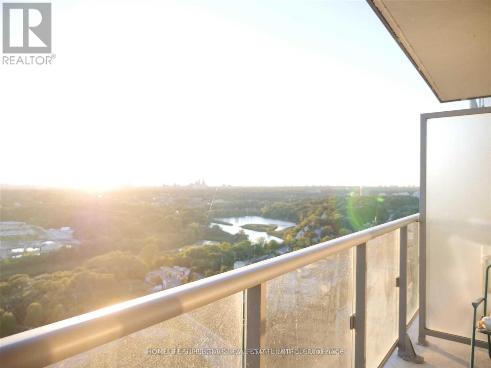 3007 - 105 The Queens Way, Toronto, Ontario  M6S 5B5 - Photo 8 - W12547798