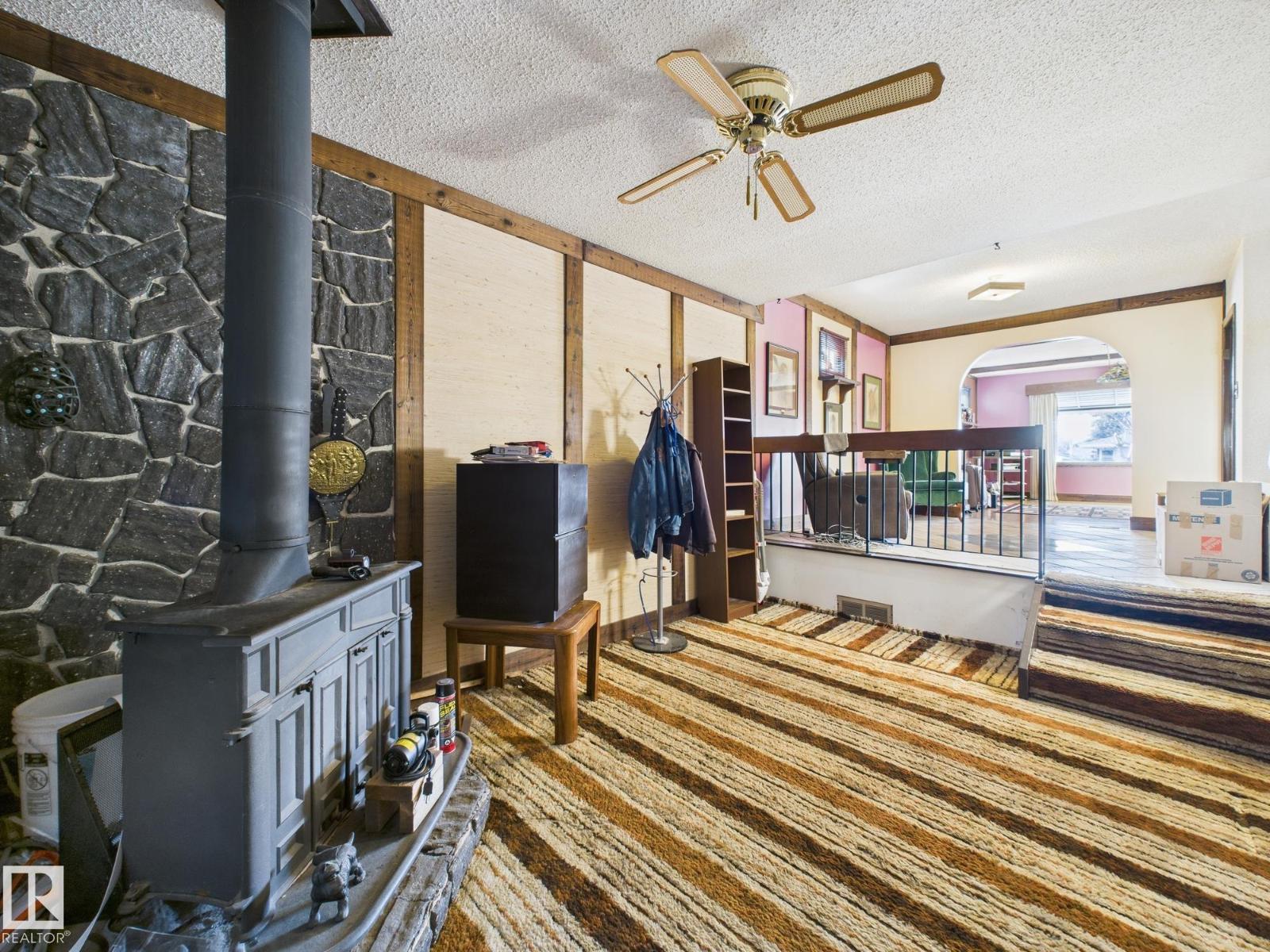 9917 159 St Nw, Edmonton, Alberta  T5P 2Z8 - Photo 21 - E4465849