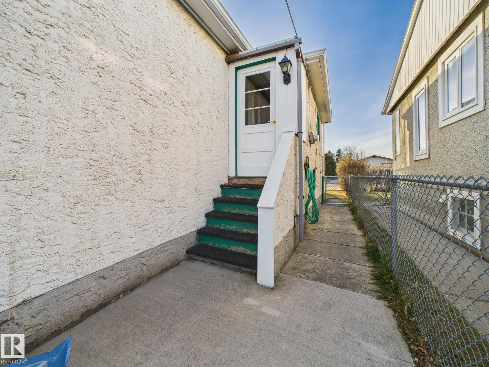 9917 159 St Nw, Edmonton, Alberta  T5P 2Z8 - Photo 48 - E4465849