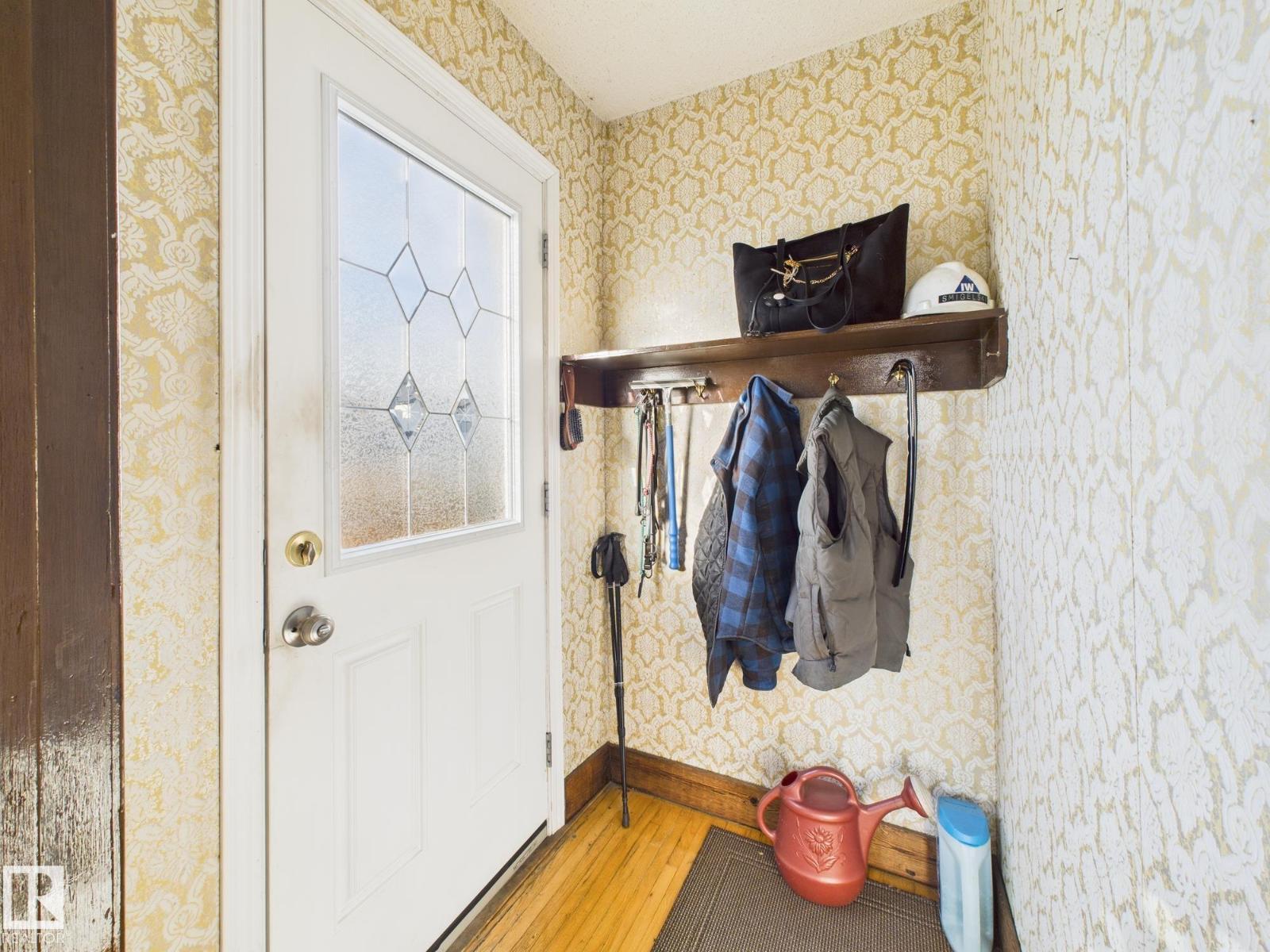 9917 159 St Nw, Edmonton, Alberta  T5P 2Z8 - Photo 9 - E4465849