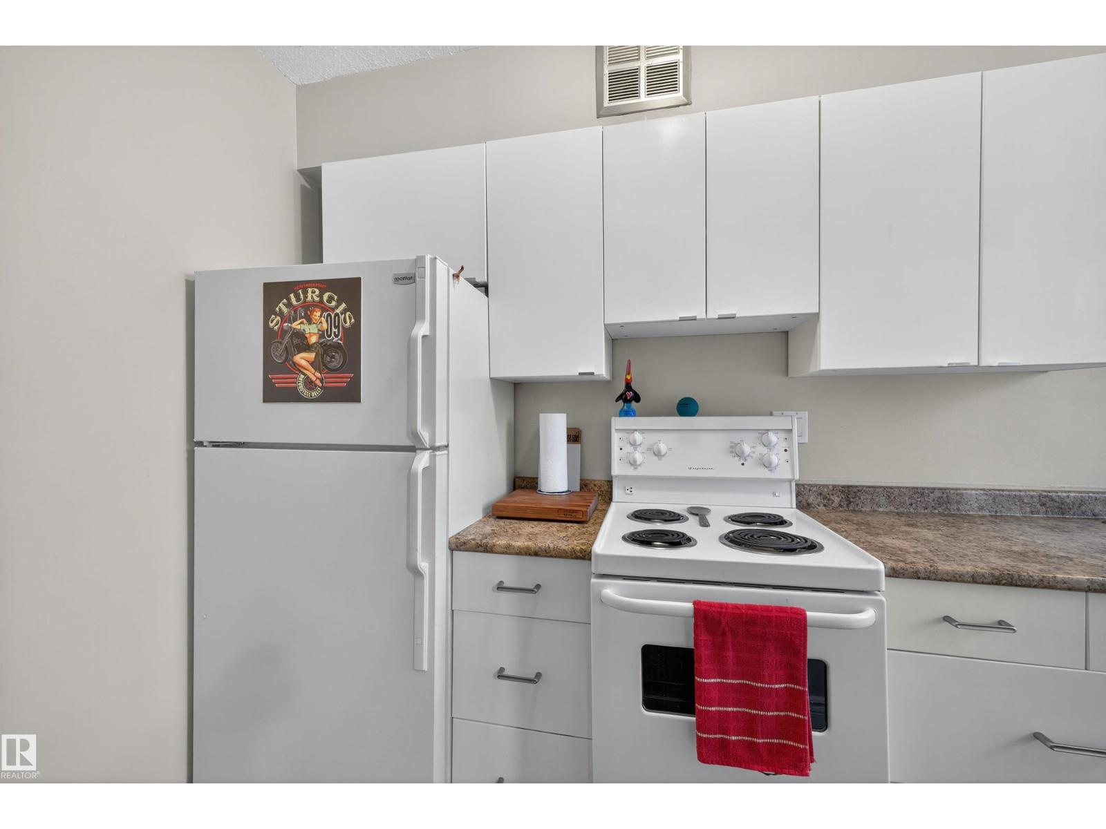 #216 10160 114 St Nw, Edmonton, Alberta  T5K 2L2 - Photo 6 - E4465850